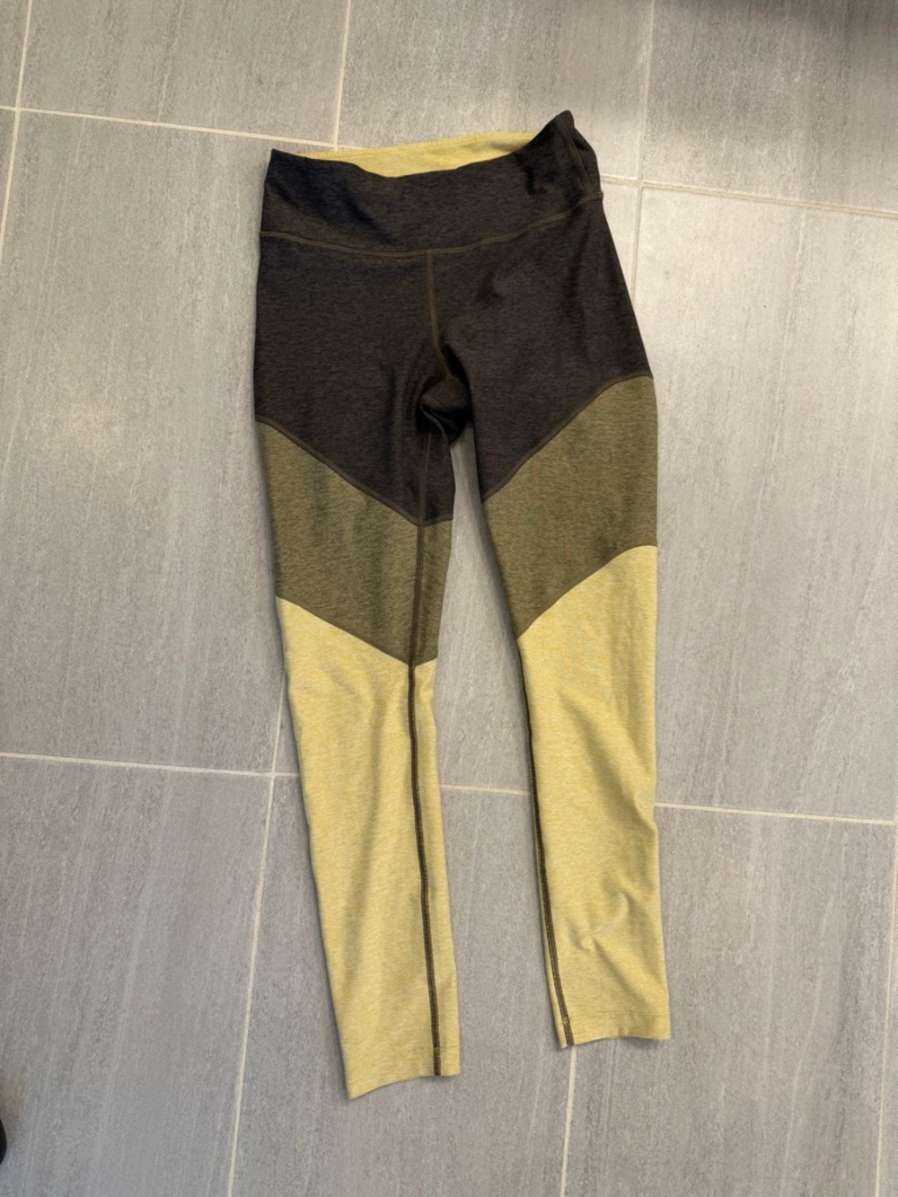 Outdoor Voices Two-Tone yellow & Charcoal Leggings
